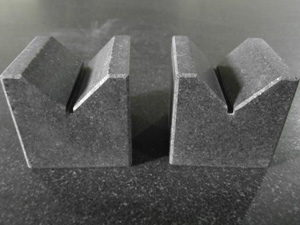 汽车工业对配重铁的依赖