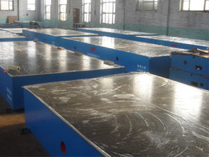 铸铁平台在生产线上的应用