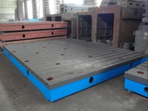 如何计算3000*6000T型槽实验铁地板承重呢